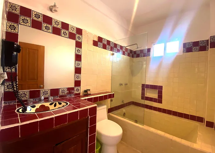 Zihil Ha Hotel 3*